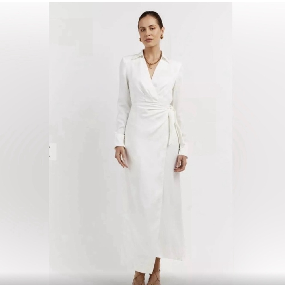 DISSH Long Sleeve White Wrap Dress